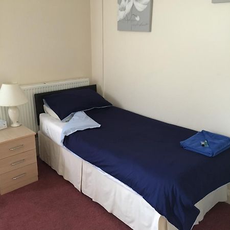 Duke Of Edinburgh Swindon Exterior photo